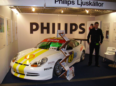 PHILIPS Lysrr som varar lnge r en  koppling till PORSCHE Long Race frutom att varumrkena r Lika Lnga...